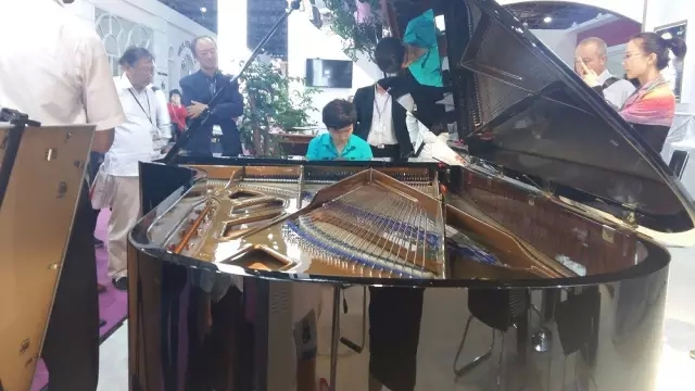 德國(guó)國(guó)寶博蘭斯勒鋼琴榮耀綻放上海國(guó)際樂器展！